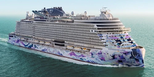 Norwegian Luna Cruise Ship