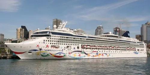 Norwegian Star Cruise Ship