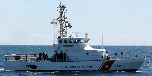 Live real-time military ship tracking of CGC Barracuda from United States Coast Guard