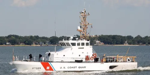 Live real-time military ship tracking of CGC Beluga from United States Coast Guard