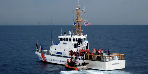Live real-time military ship tracking of CGC Bluefin from United States Coast Guard