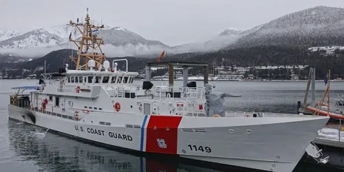 Live real-time military ship tracking of CGC Douglas Denman from United States Coast Guard
