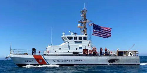 Live real-time military ship tracking of CGC Halibut from United States Coast Guard