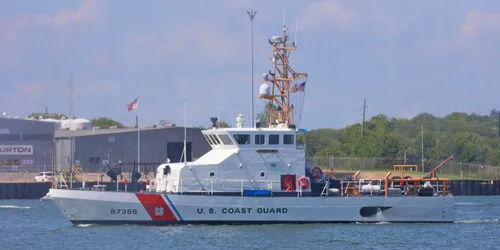Live real-time military ship tracking of CGC Hawk from United States Coast Guard