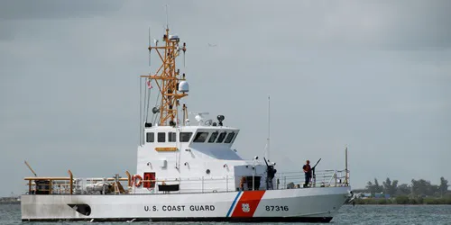 Live real-time military ship tracking of CGC Kittiwake from United States Coast Guard
