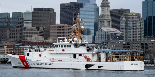 Live real-time military ship tracking of CGC Melvin Bell from United States Coast Guard
