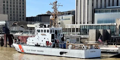 Live real-time military ship tracking of CGC Sawfish from United States Coast Guard