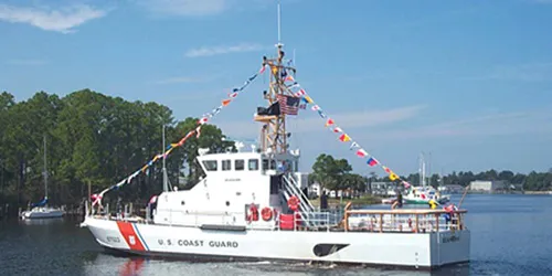 Live real-time military ship tracking of CGC Seahawk from United States Coast Guard