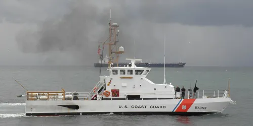 Live real-time military ship tracking of CGC Skipjack from United States Coast Guard