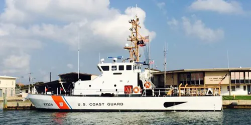 Live real-time military ship tracking of CGC Steelhead from United States Coast Guard