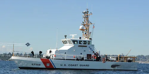Live real-time military ship tracking of CGC Swordfish from United States Coast Guard