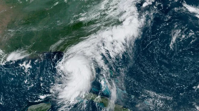 Tropical Storm Debbie Approaches The Gulf Coast Of Florida Cruising Earth